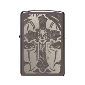 تصویر فندک Zippo مدل Skull Cross با طرح جمجمه و صلیب روی بدنه مشکی براق